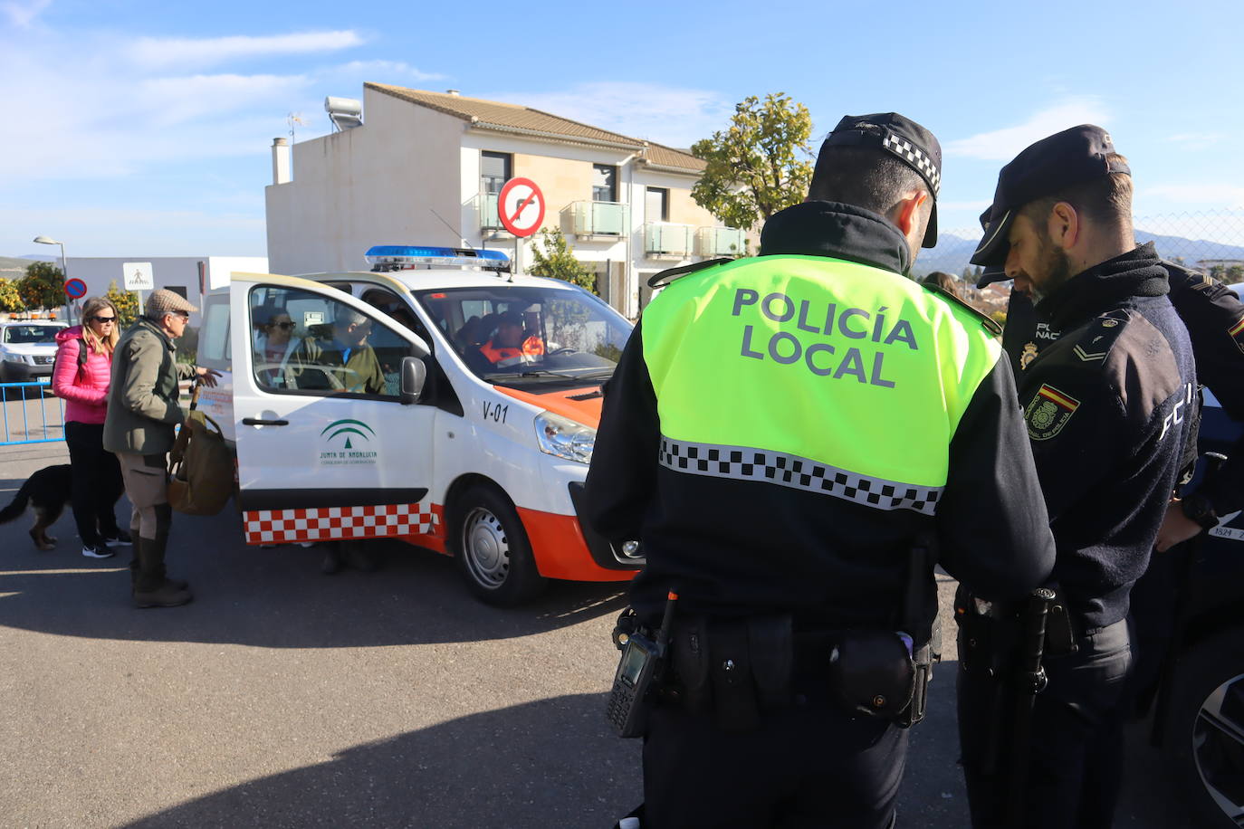 Fotos: así ha sido la búsqueda del hombre de 83 años desaparecido en Lucena