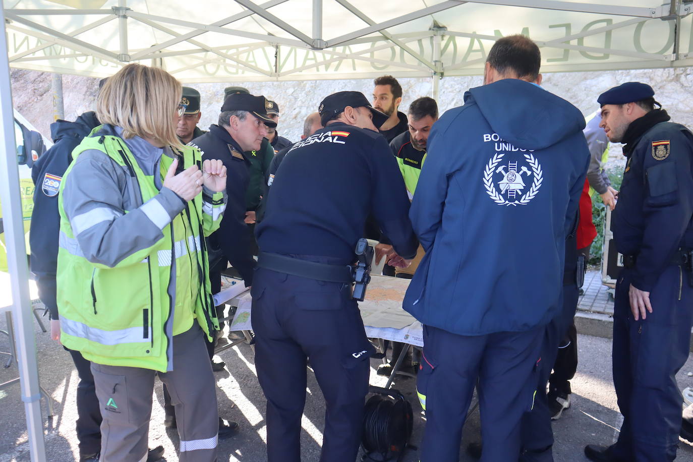 Fotos: así ha sido la búsqueda del hombre de 83 años desaparecido en Lucena