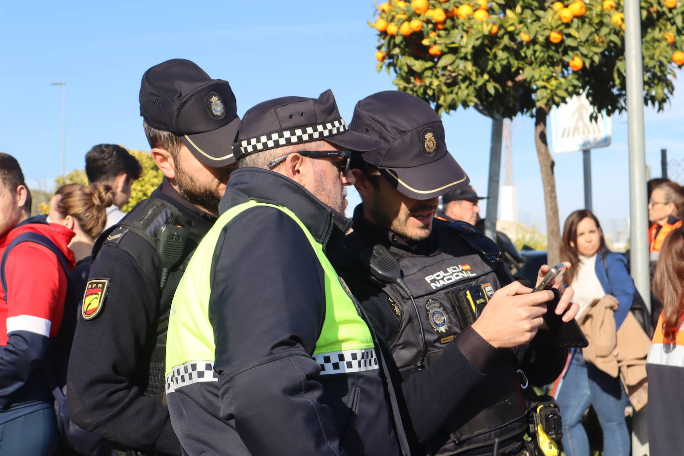 Fotos: así ha sido la búsqueda del hombre de 83 años desaparecido en Lucena