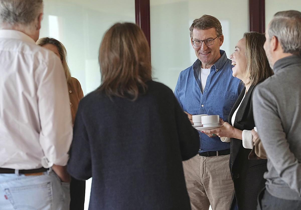 Feijóo durante la cumbre informal que convocó en Toledo en enero
