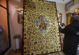El espíritu de Fray Ricardo de Córdoba renace en el nuevo palio de la Virgen del Buen Fin