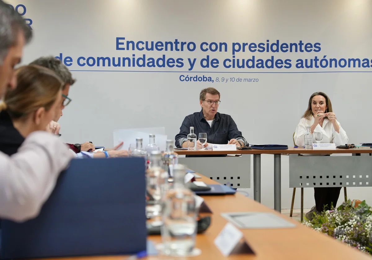 Núñez Feijóo junto a Gamarra en su reunión de Córdoba