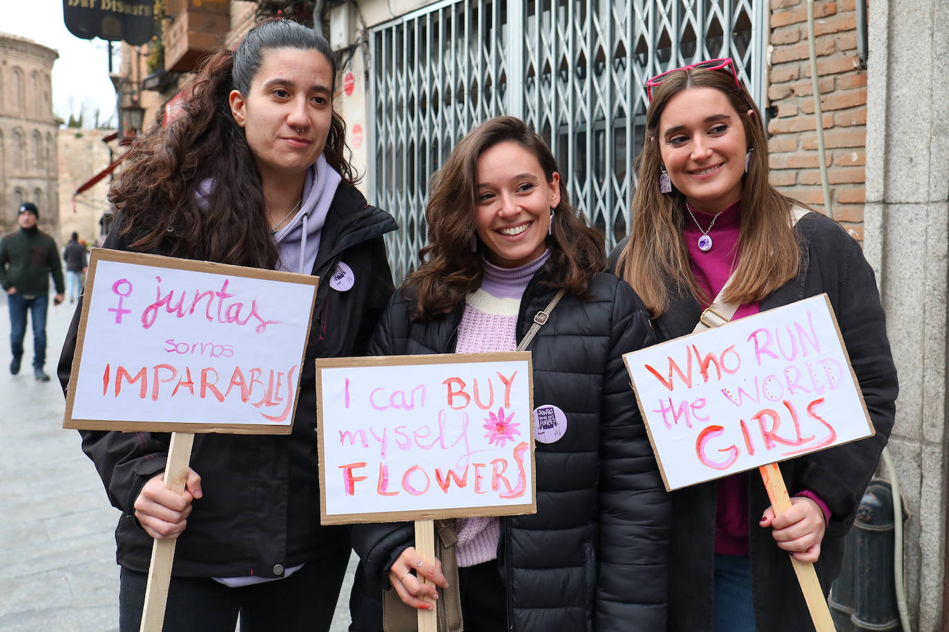 El morado toma las calles clamando feminismo