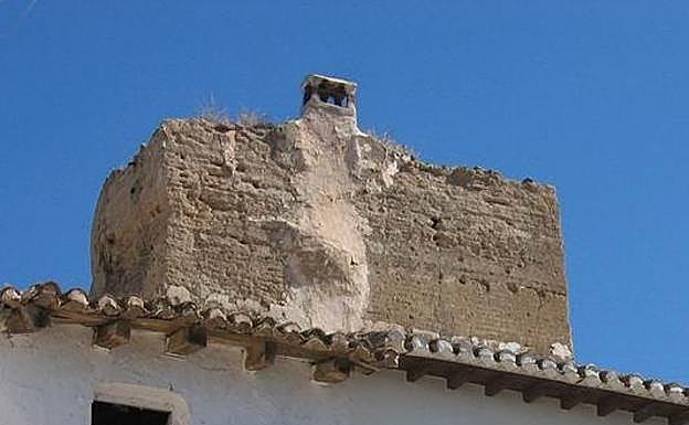 La Alcazaba de Baza, con las edificaciones adosadas que alteraron su fisonomía