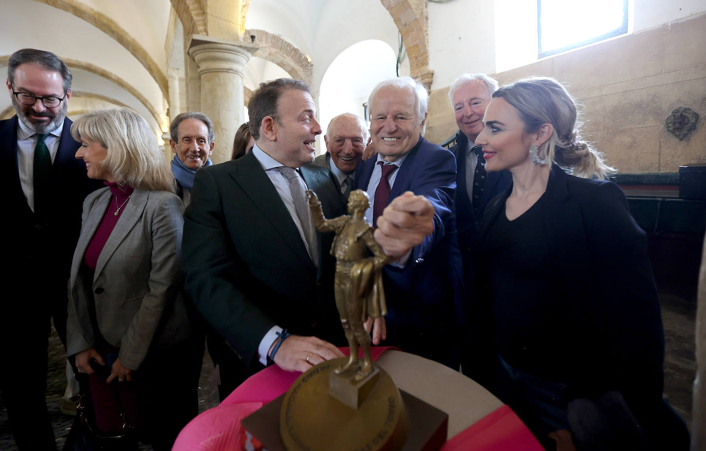 Fotos: el acto de presentación del premio que impulsa El Cordobés para defender la Tauromaquia