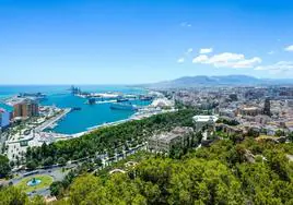 A la venta pisos con okupas en Málaga por menos de 80.000 euros