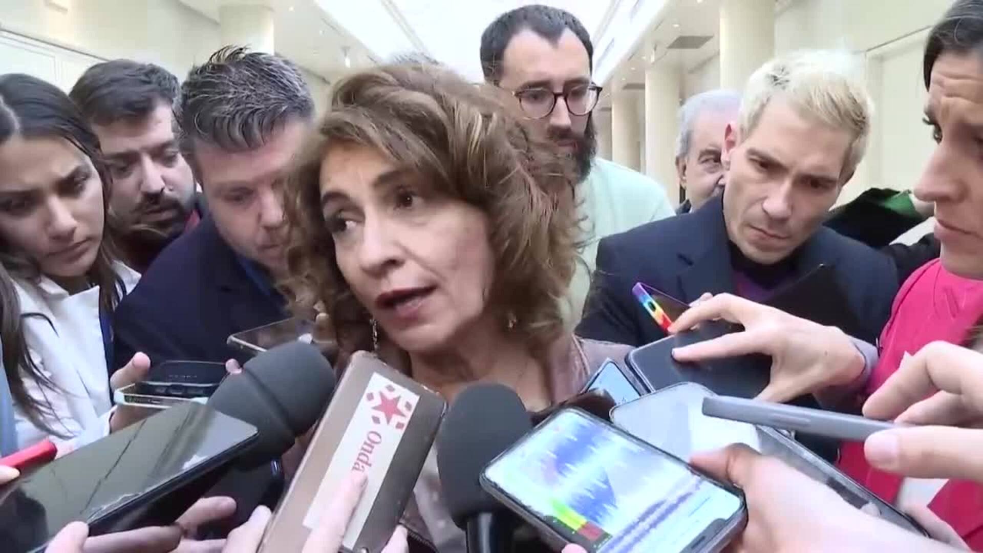 Montero: &quot;Ayuso podría estar viviendo en un piso que se pagó con fraude&quot;