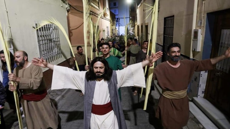 Uno de los momentos durante la representación de la Pasión Viviente en Gádor.