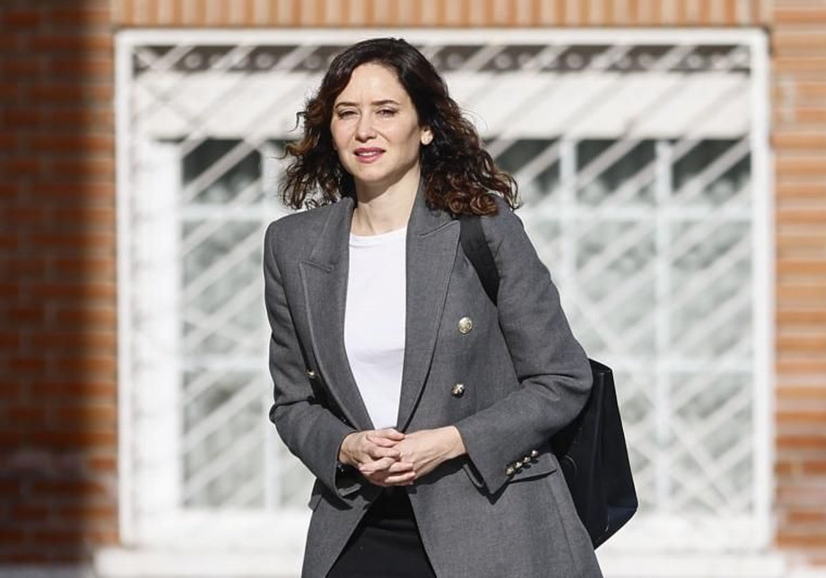 La presidenta madrileña Isabel Díaz Ayuso, a su llegada a Leganés