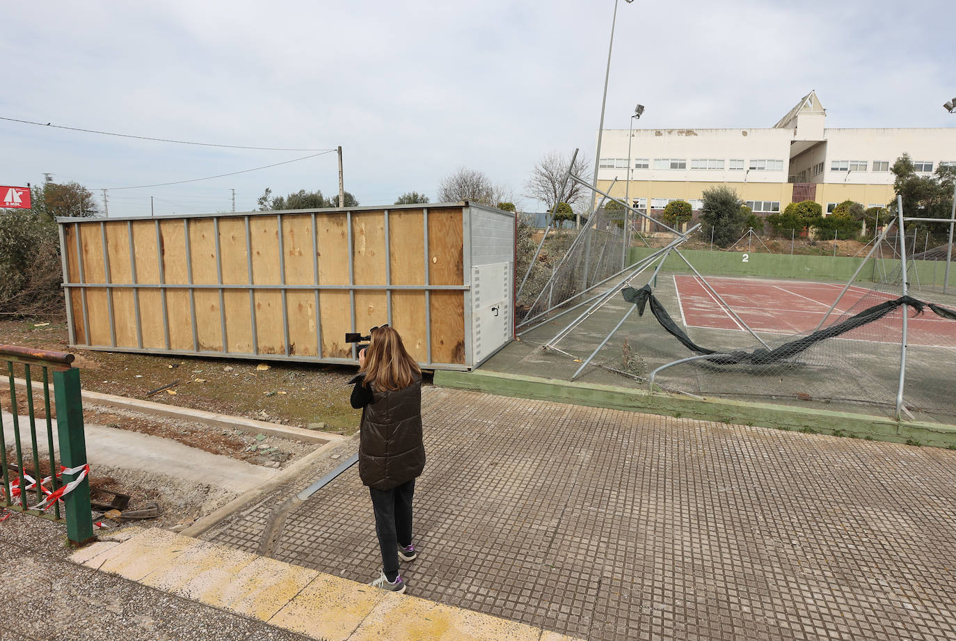 Fotos: en imágenes, los destrozos del tornado en las instalaciones de Ucodeporte en Córdoba