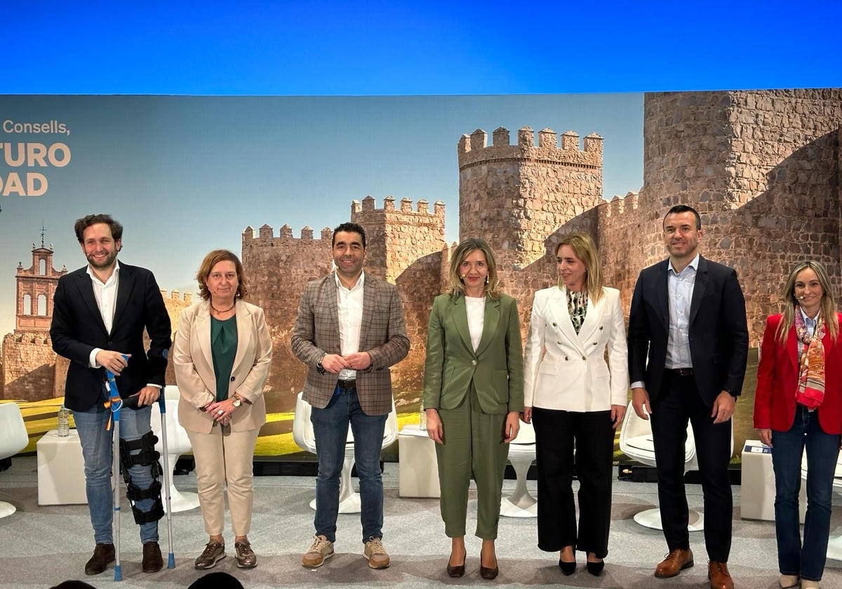 Participantes e las jornadas celebradas en Ávila