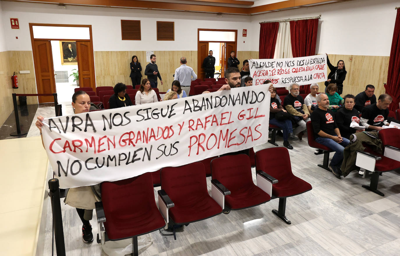 Fotos: el Pleno del Ayuntamiento de Córdoba