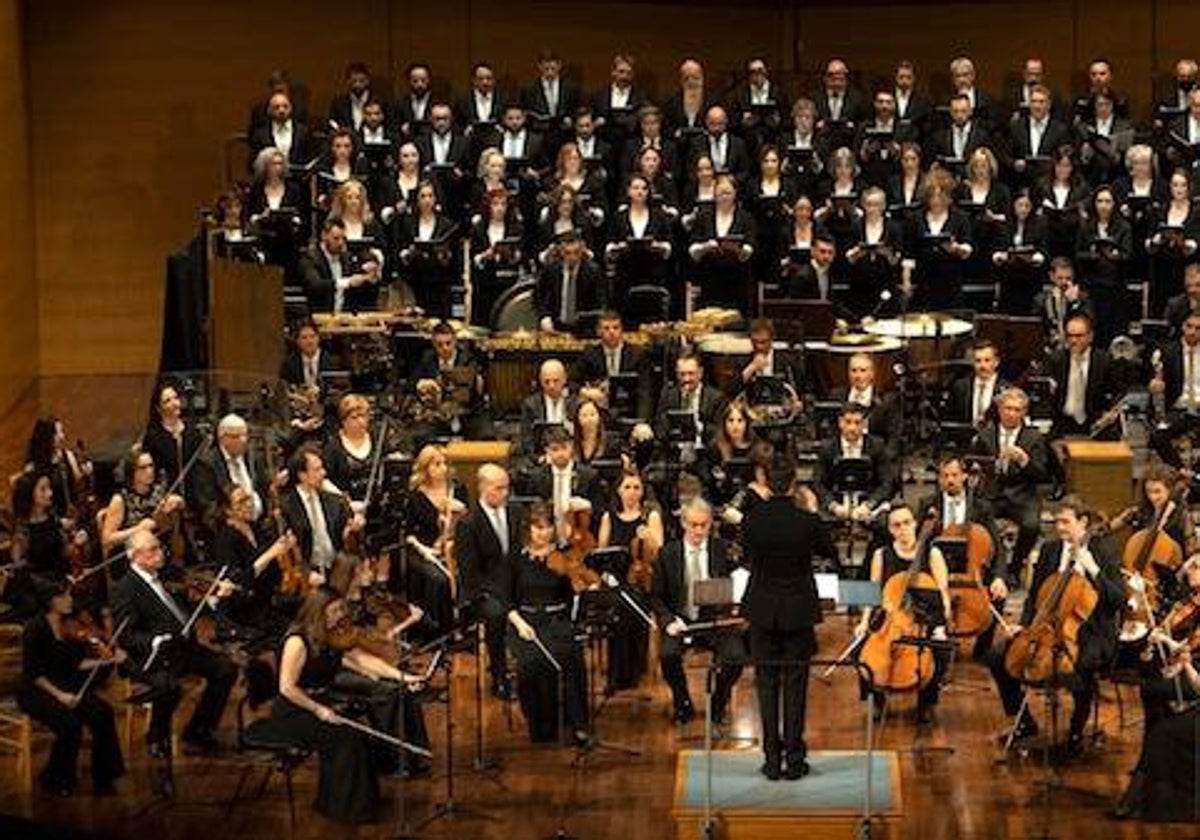 En la imagen de archivo una de las orquestas participantes en el festival de música religiosa