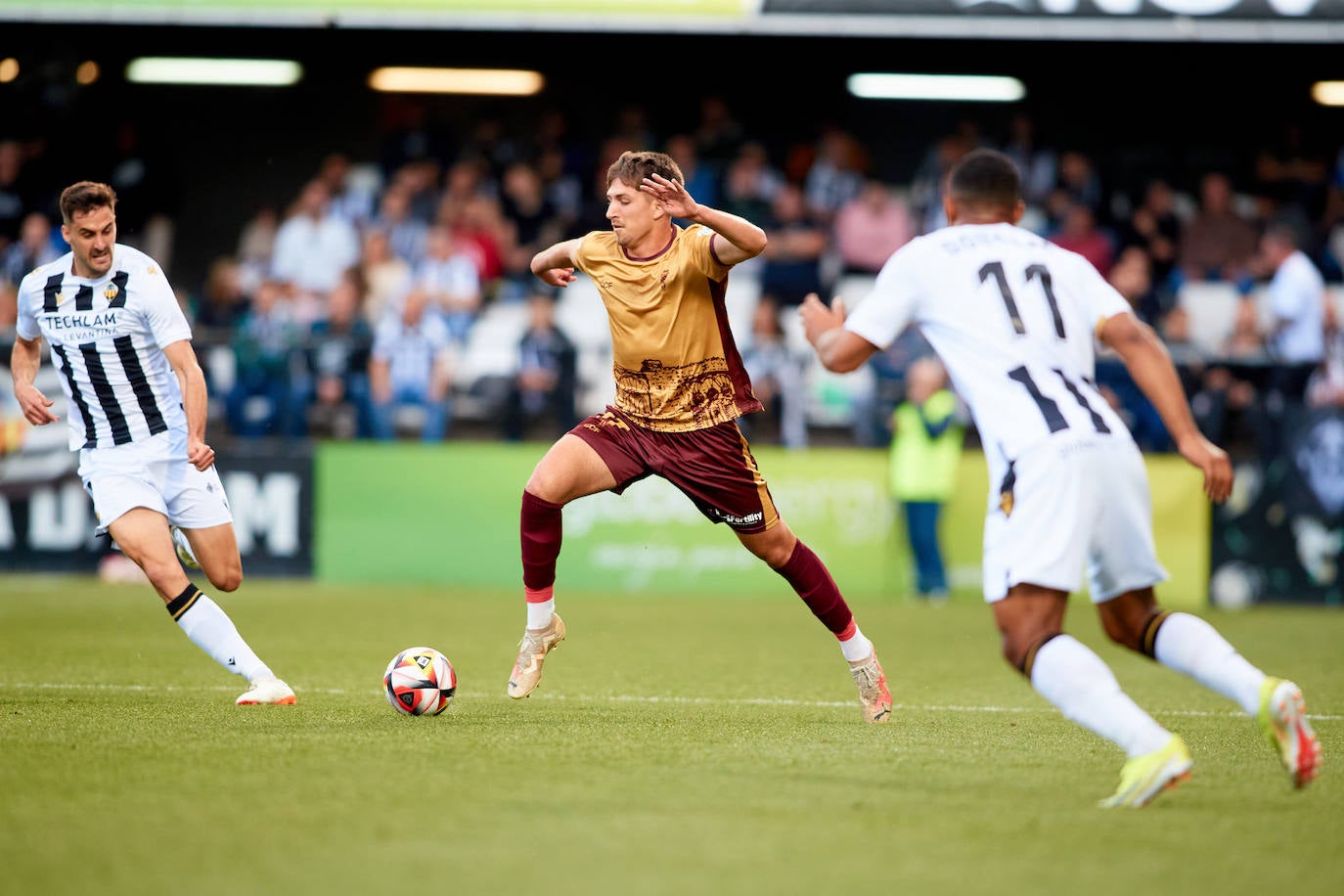 Fotos: el emocionante y trepidante triunfo del Córdoba ante el Castellón