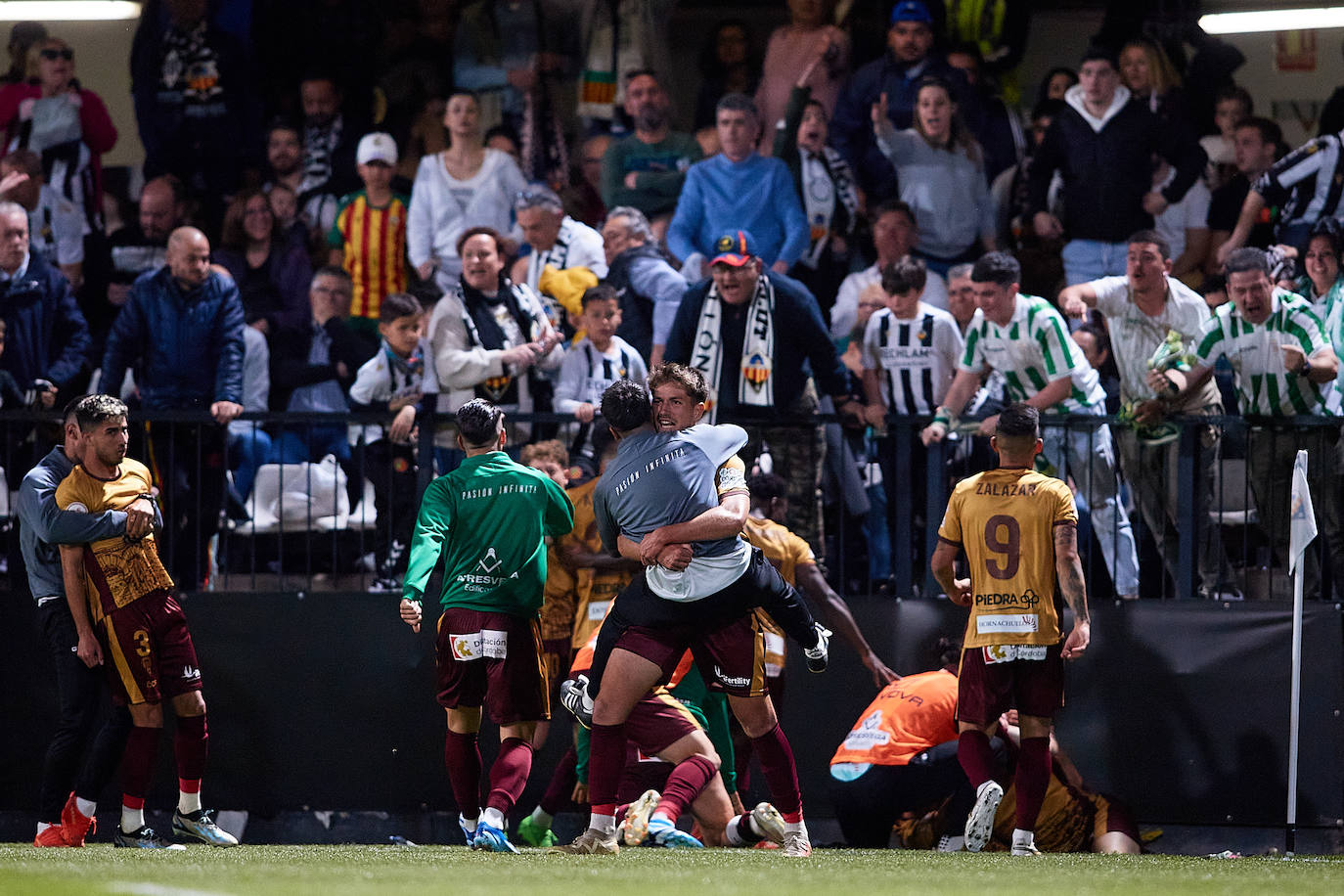Fotos: el emocionante y trepidante triunfo del Córdoba ante el Castellón