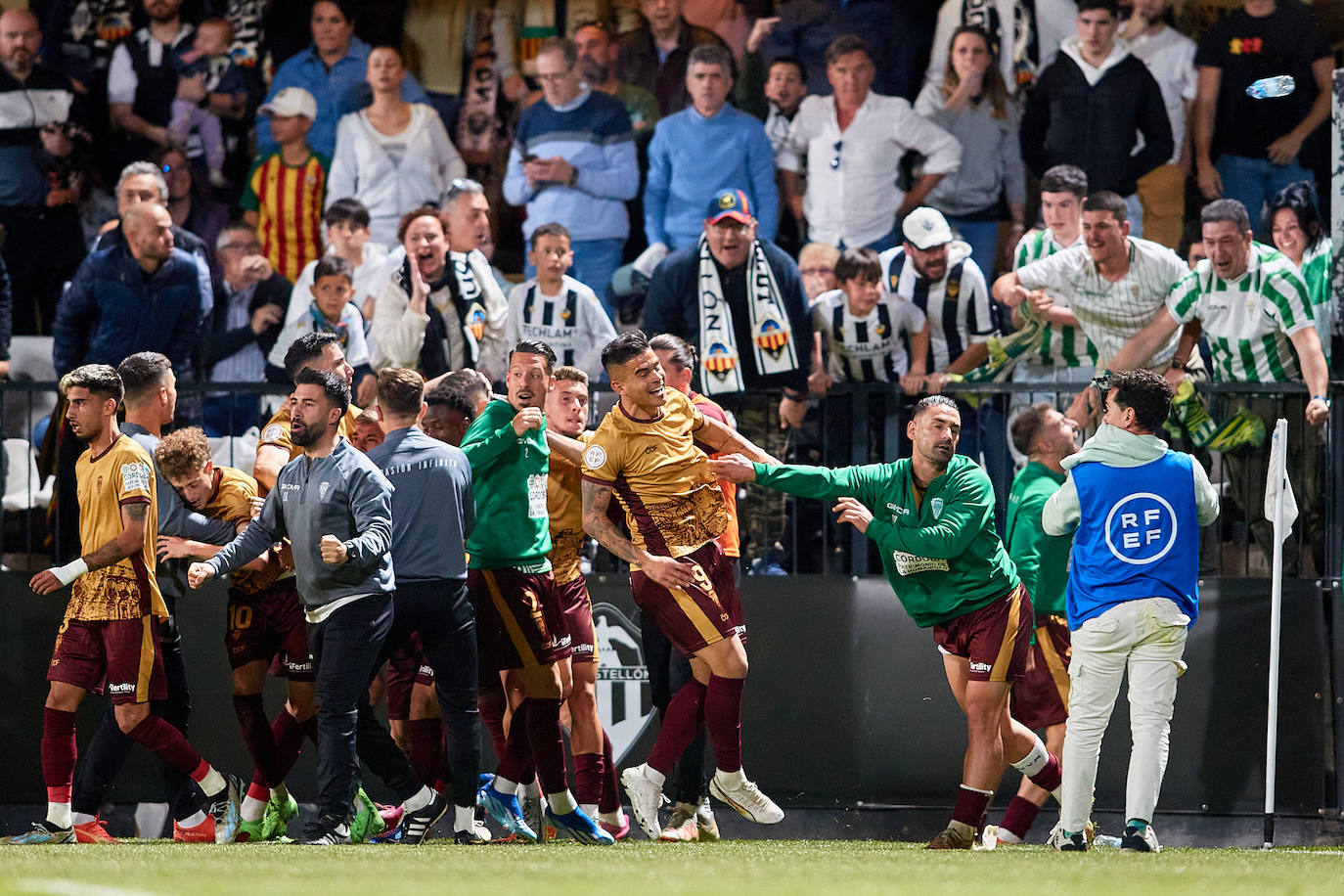 Fotos: el emocionante y trepidante triunfo del Córdoba ante el Castellón