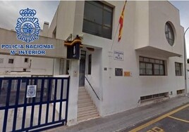 Hallan muerto a un detenido por violencia machista en la comisaría de Torremolinos