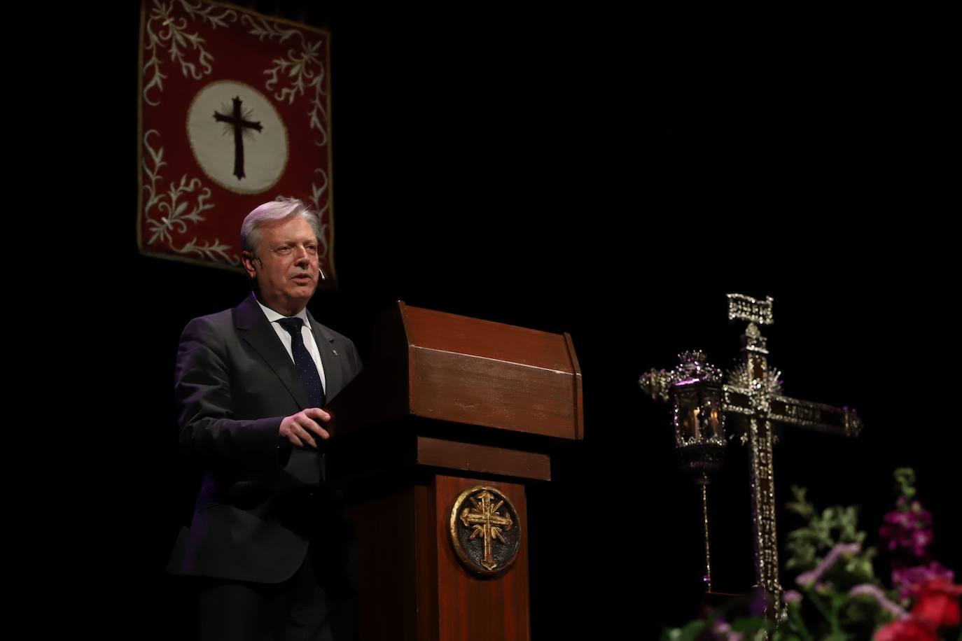 Fotos: el sentido anuncio de Juan José Primo Jurado de la Semana Santa de Córdoba
