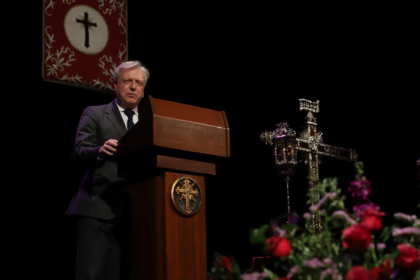 Fotos: el sentido anuncio de Juan José Primo Jurado de la Semana Santa de Córdoba
