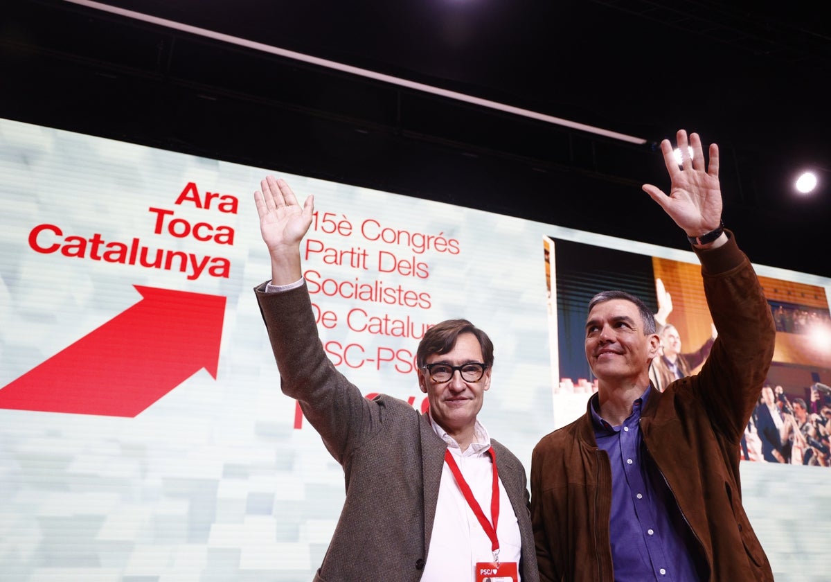 Salvador Illa y Pedro Sánchez, este domingo en la clausura del congreso del PSC en Barcelona
