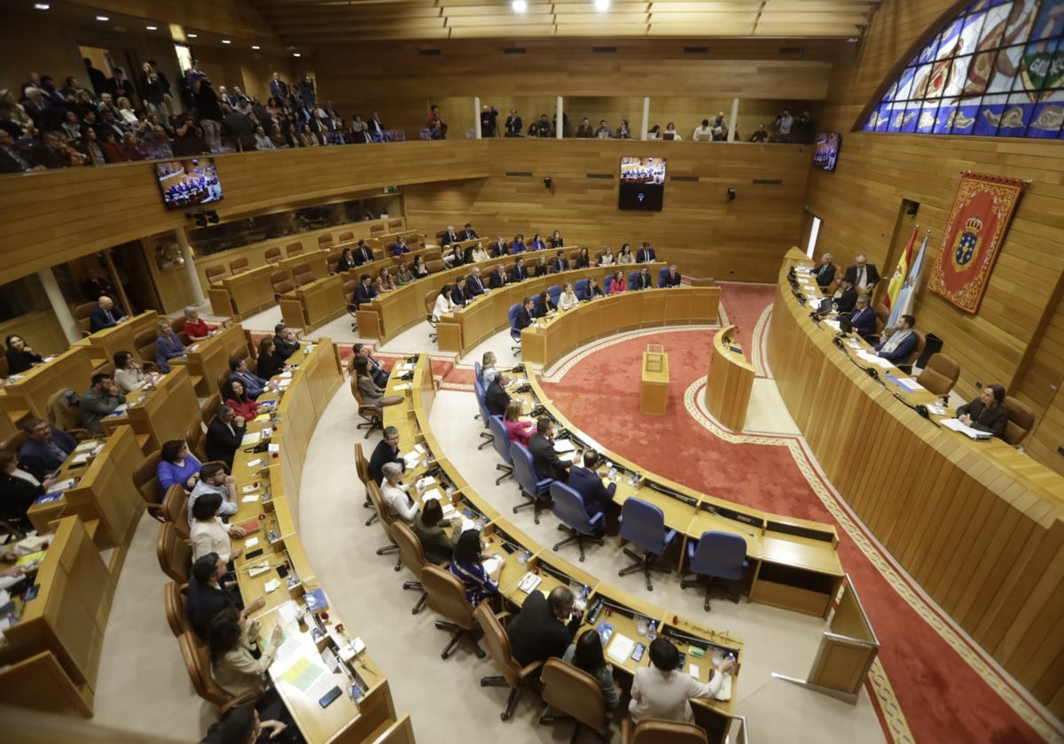 El hemiciclo del Parlamento gallego, este lunes durante la sesión constitutiva