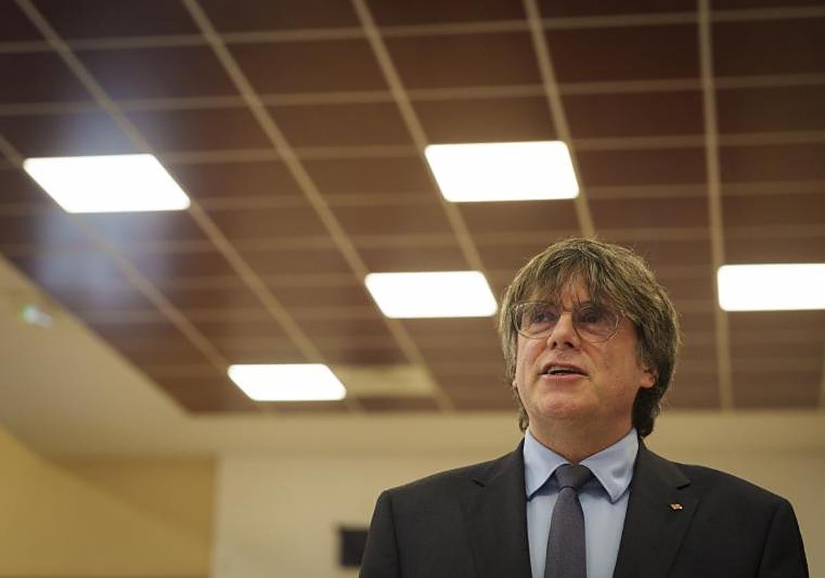 Carles Puigdemont, expresidente de la Generalitat, eurodiputado y fugado de la Justicia en España