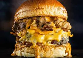 Los alicantinos volverán a elegir la «Mejor hamburguesa de España» a partir del 21 de marzo en el 5º The Champions Burger