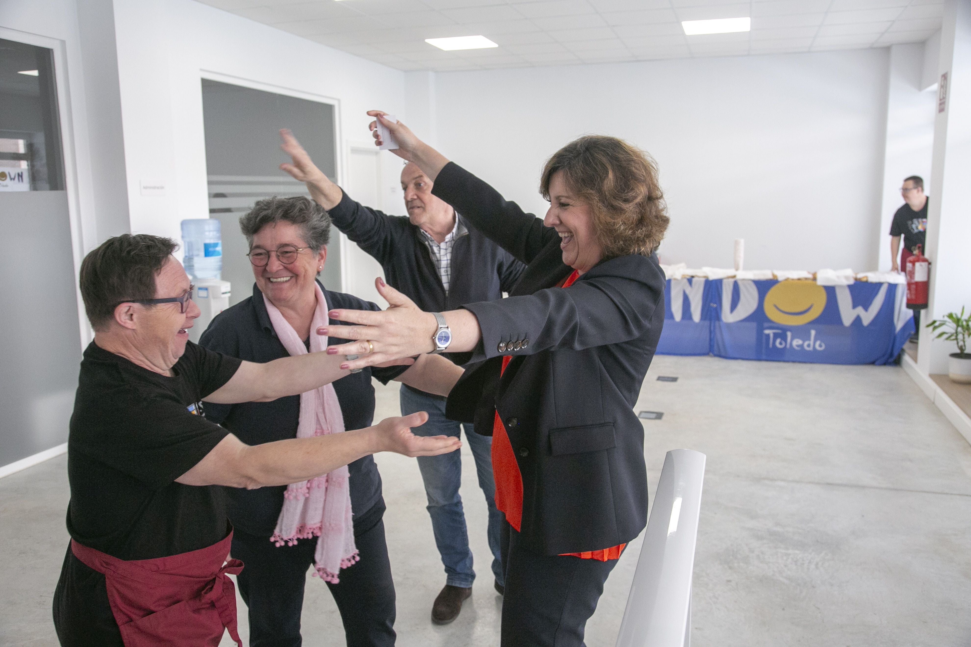 La Infanta Elena, en la inauguración de la sede de DOWN Toledo