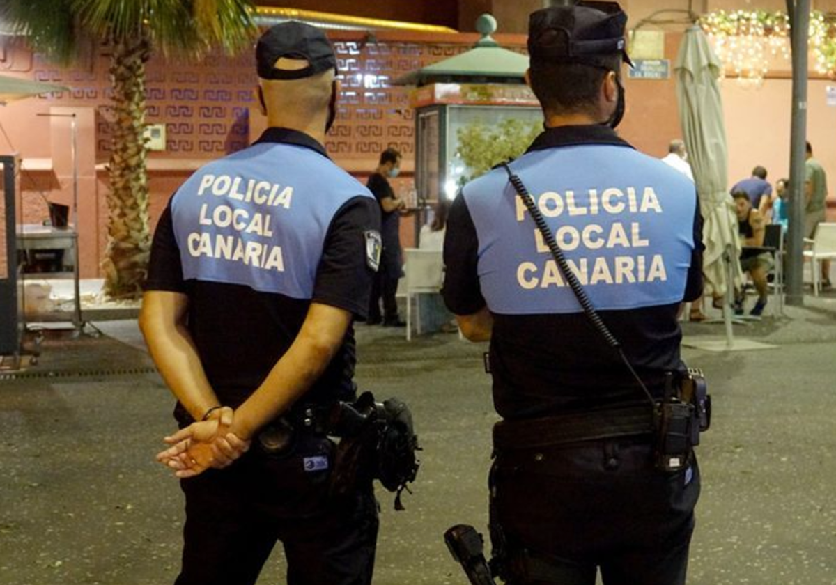 Policía Local en foto de archivo