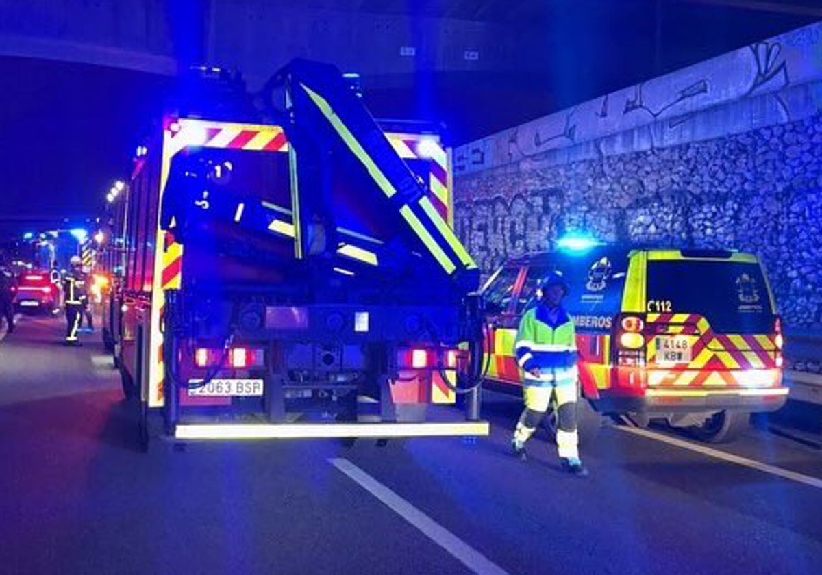 Efectivos de emergencias, en el lugar del siniestro