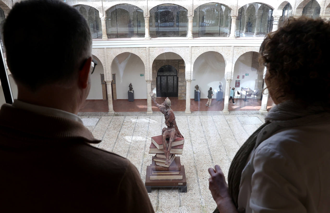 Fotos: la impactante exposición de la escultura de Aurelio Teno en Córdoba