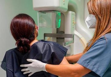 Un ensayo de la UCO recomienda usar mamografías 3D en los cribados del cáncer de mama