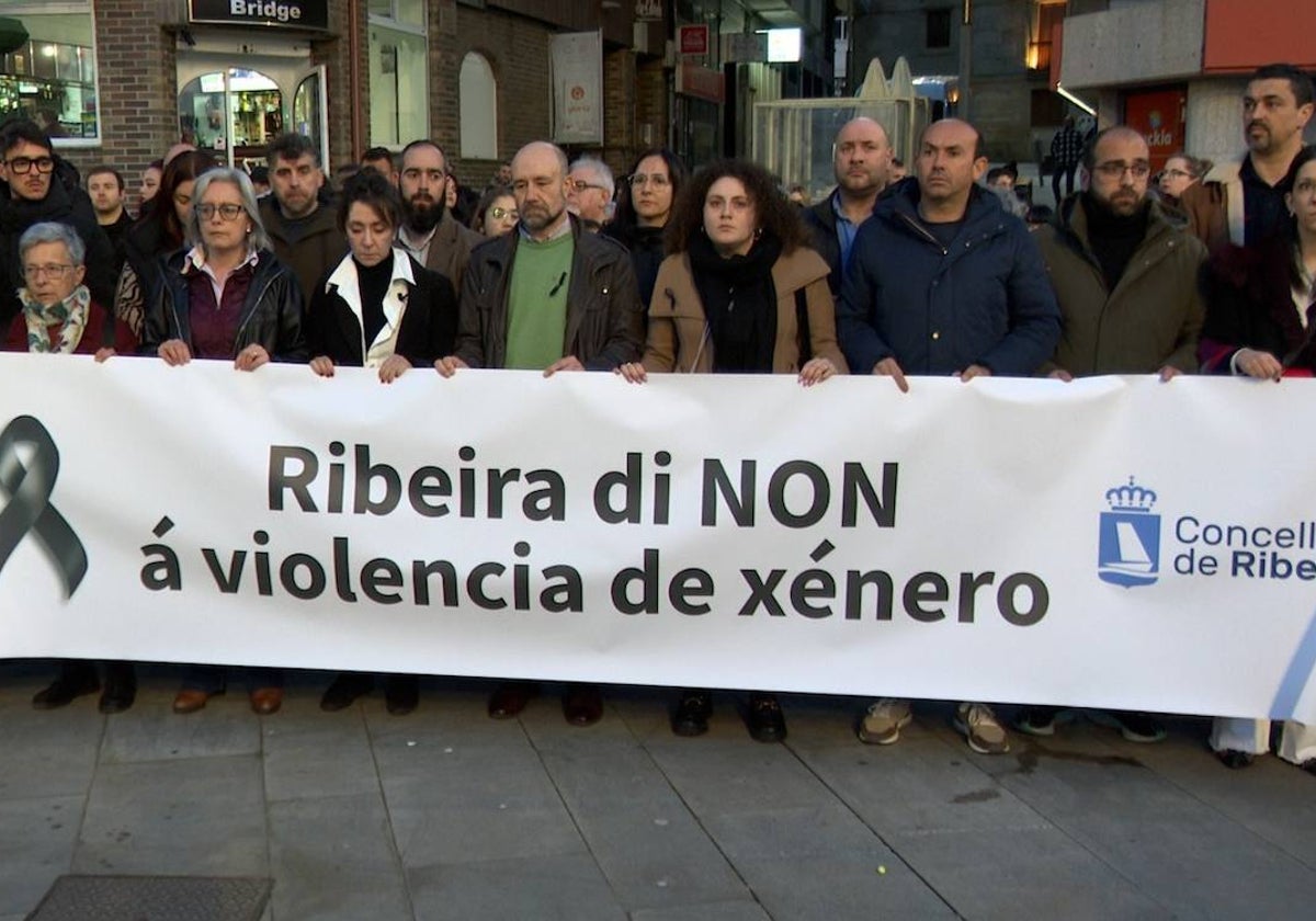 Imagen de la concentración llevada a cabo este miércoles en Ribeira