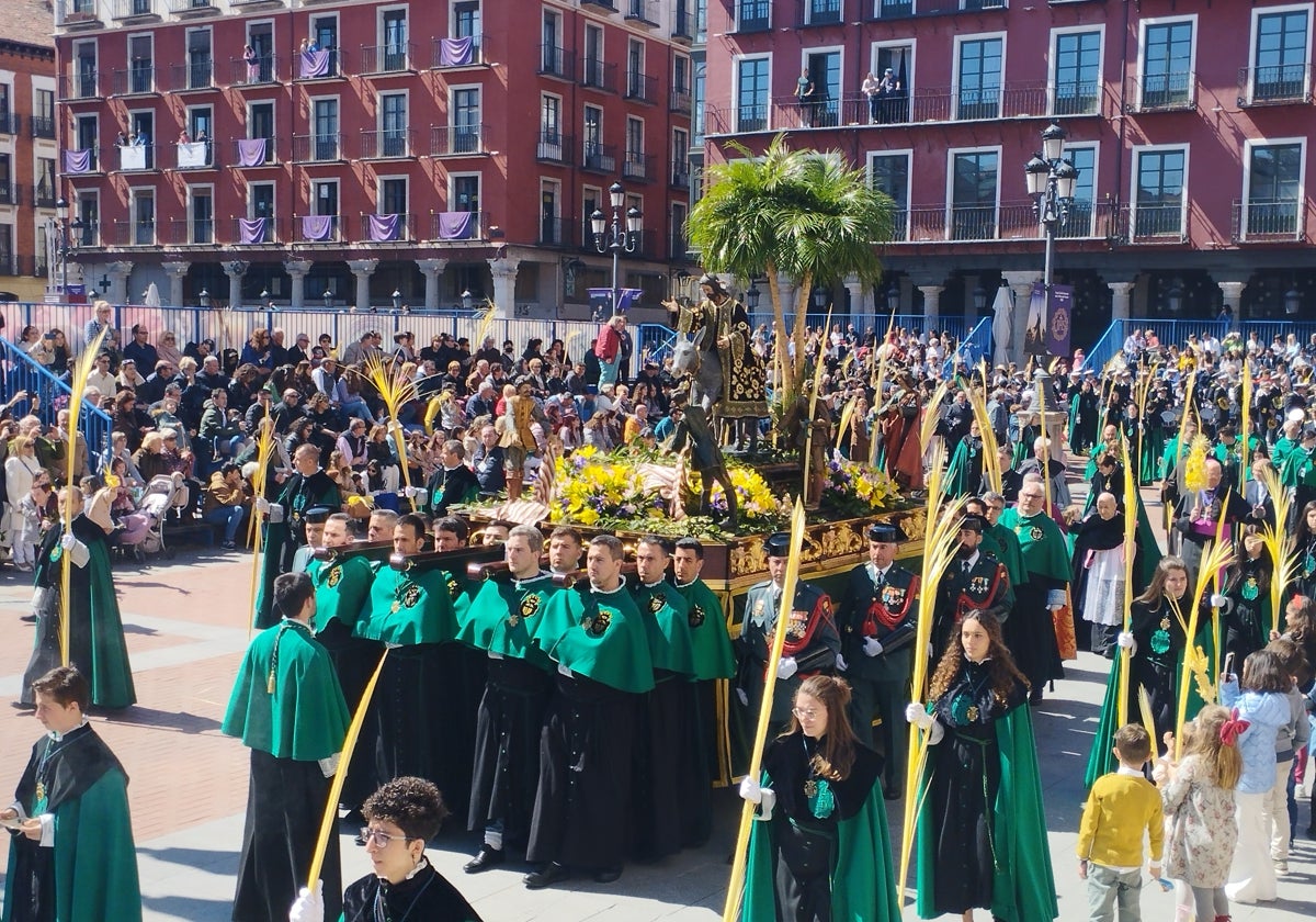 La Procesión de las Palmas, en la Plaza Mayor
