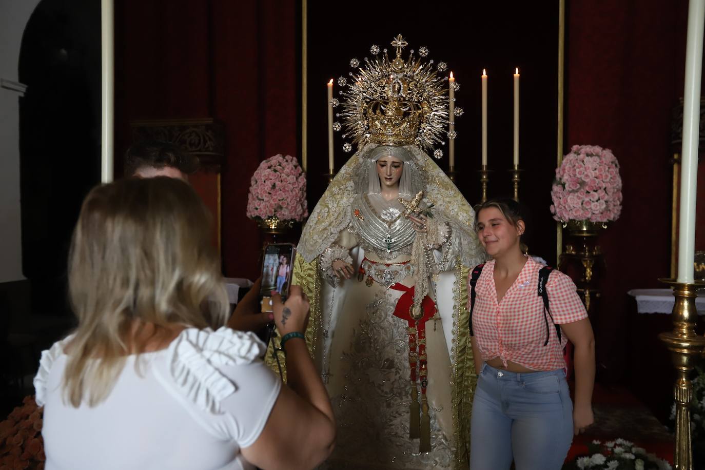 Fotos: el popular y fervoroso Viernes de Dolores en Córdoba