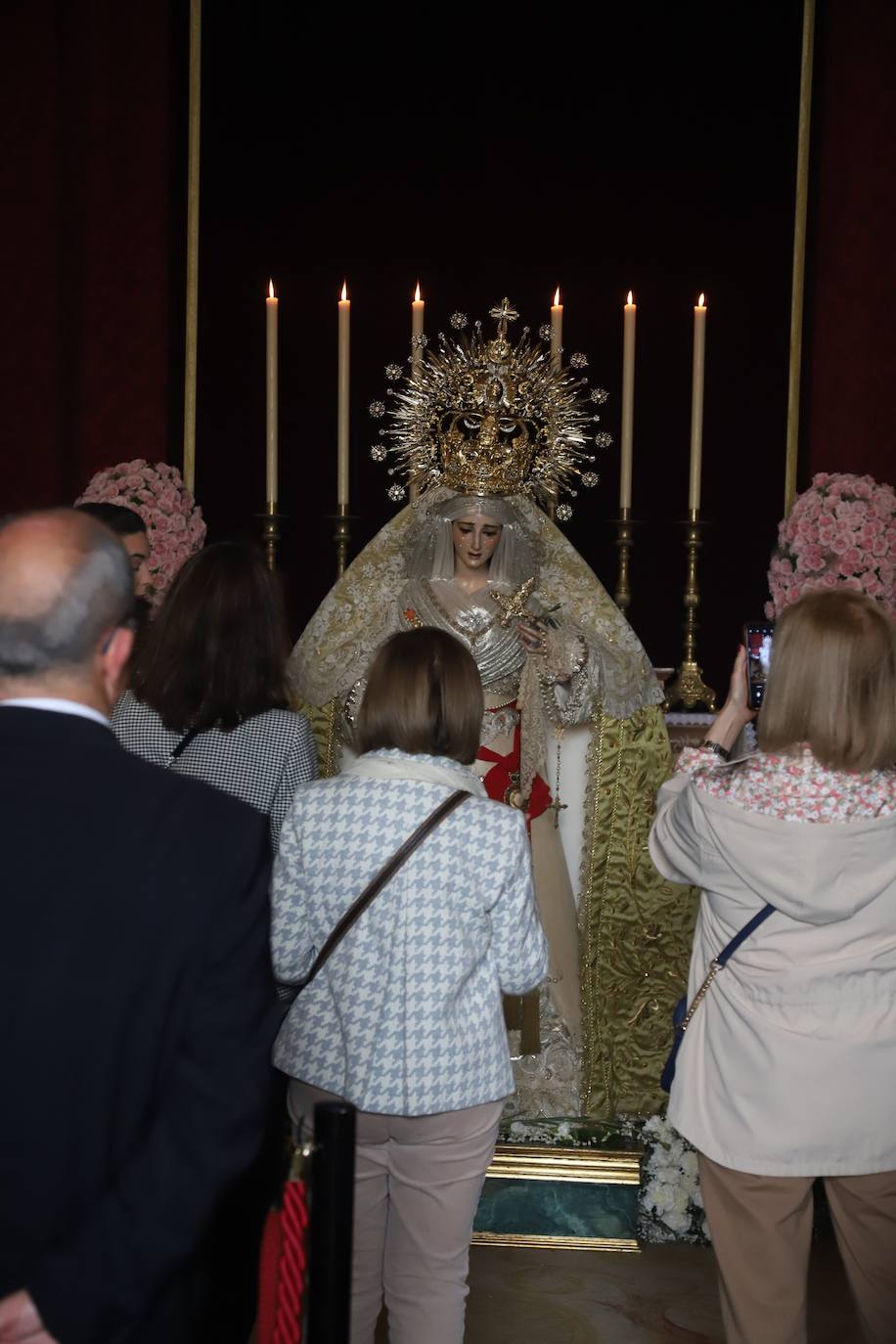 Fotos: el popular y fervoroso Viernes de Dolores en Córdoba