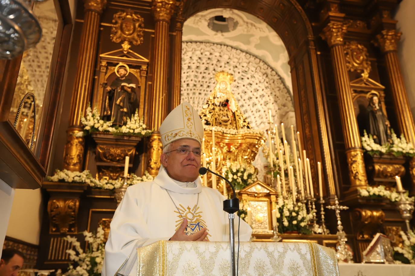 Fotos: el popular y fervoroso Viernes de Dolores en Córdoba
