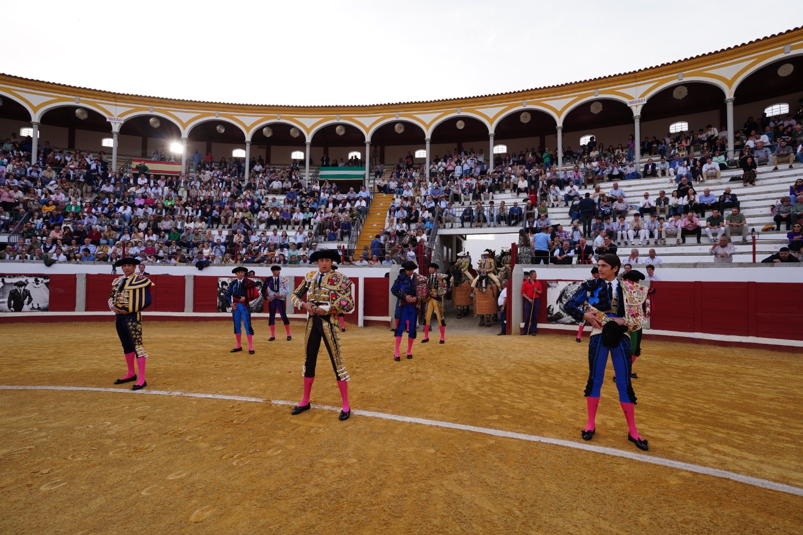 Fotos: pletórica tarde de toros en Pozoblanco con un Roca Rey superior