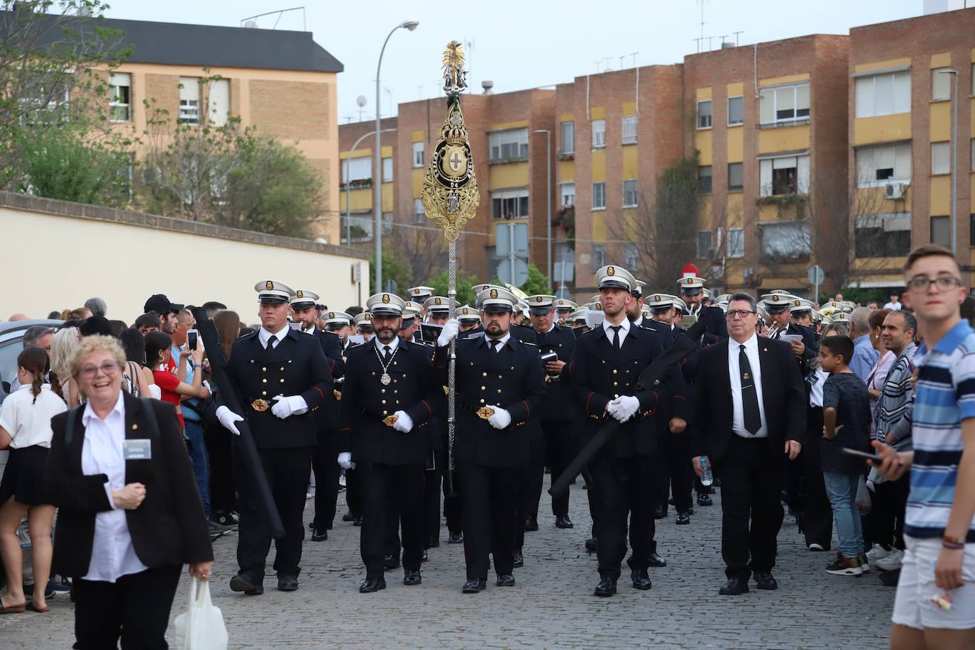 Fotos: la entusiasta procesión de la cofradía de la O en Córdoba