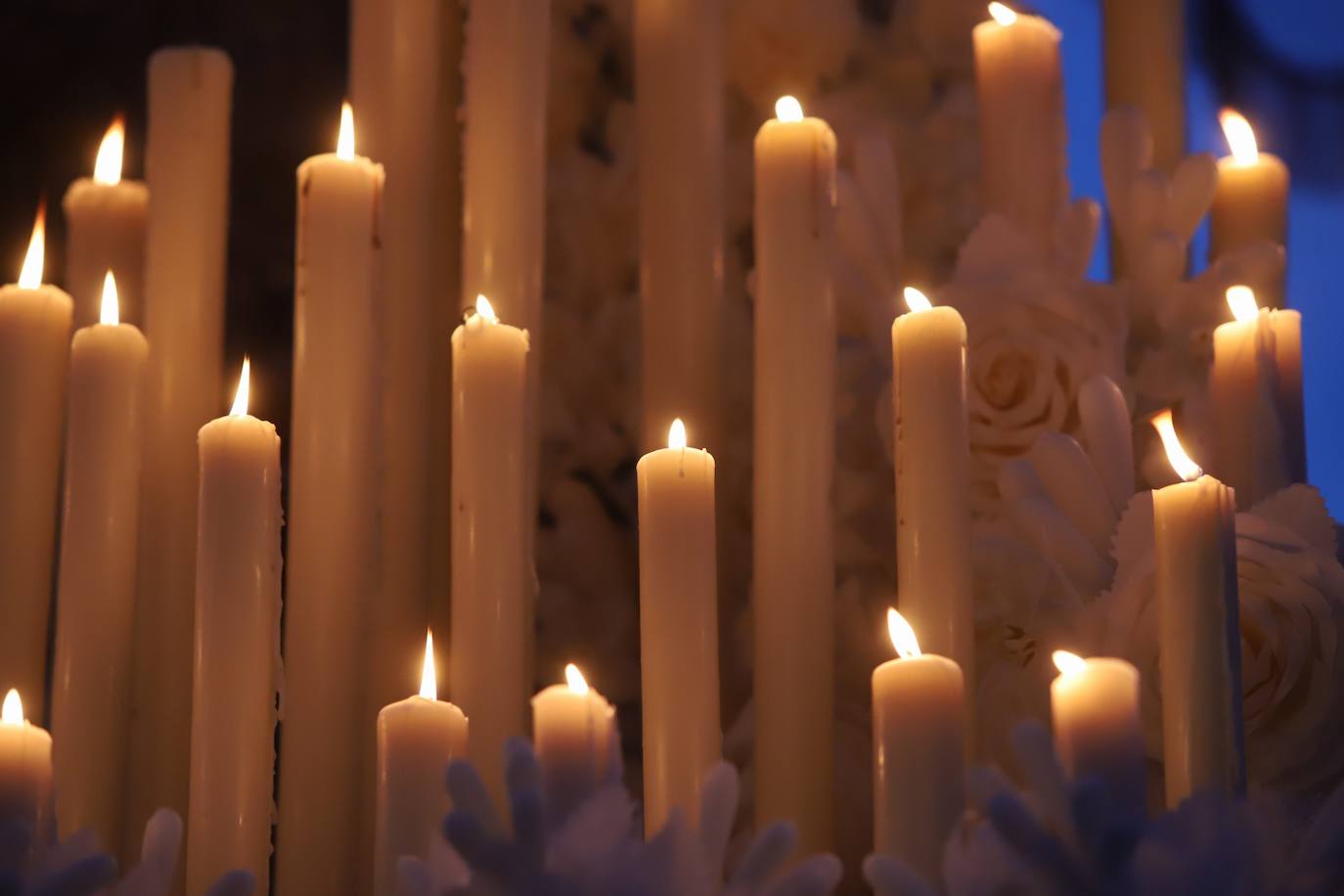 Fotos: la entusiasta procesión de la cofradía de la O en Córdoba