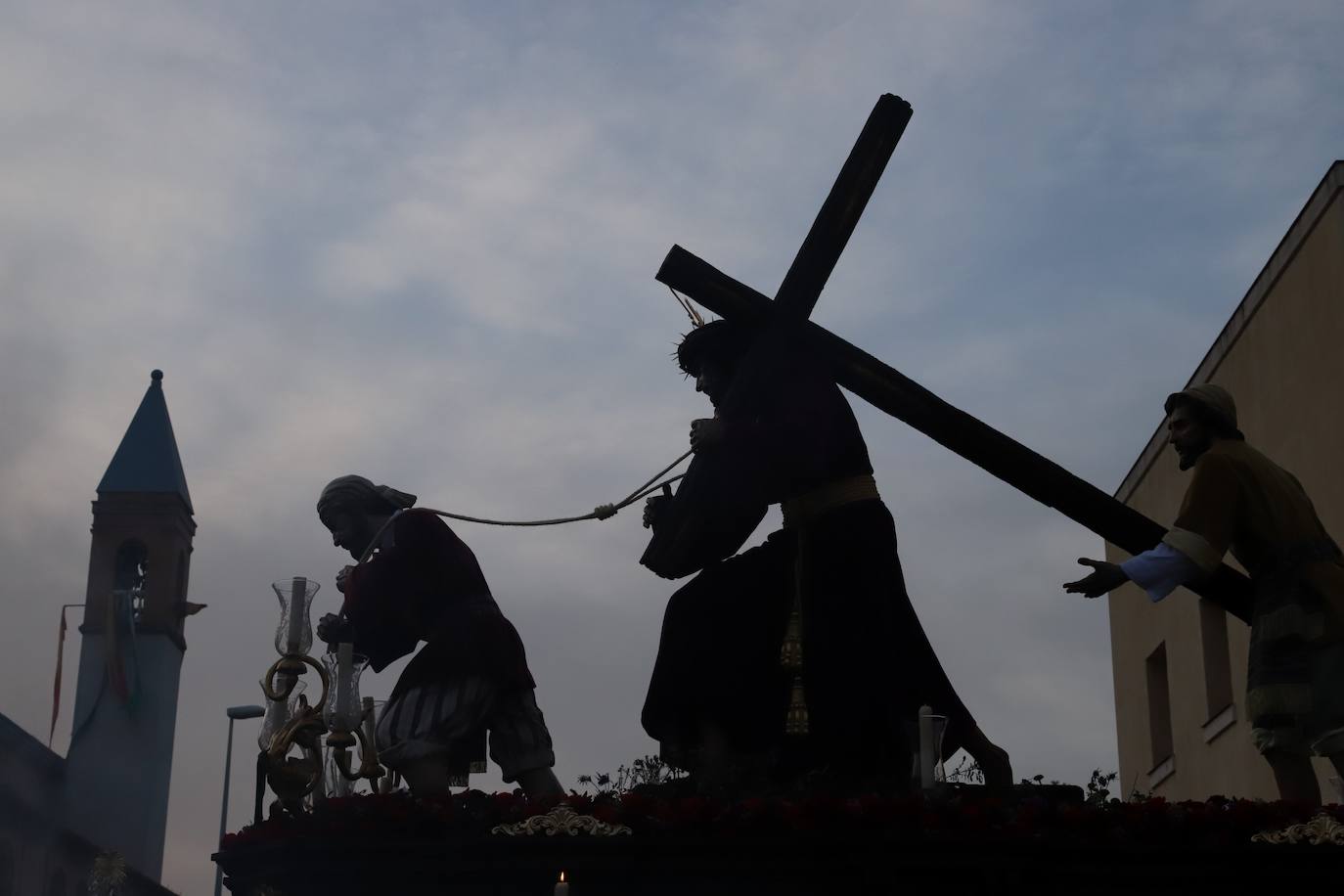 Fotos: la entusiasta procesión de la cofradía de la O en Córdoba
