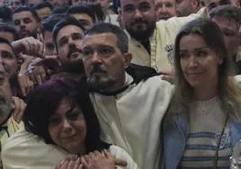 Antonio Banderas tras la suspensión de la salida de su hermandad en Málaga: «Este año nos han tocado las lágrimas»
