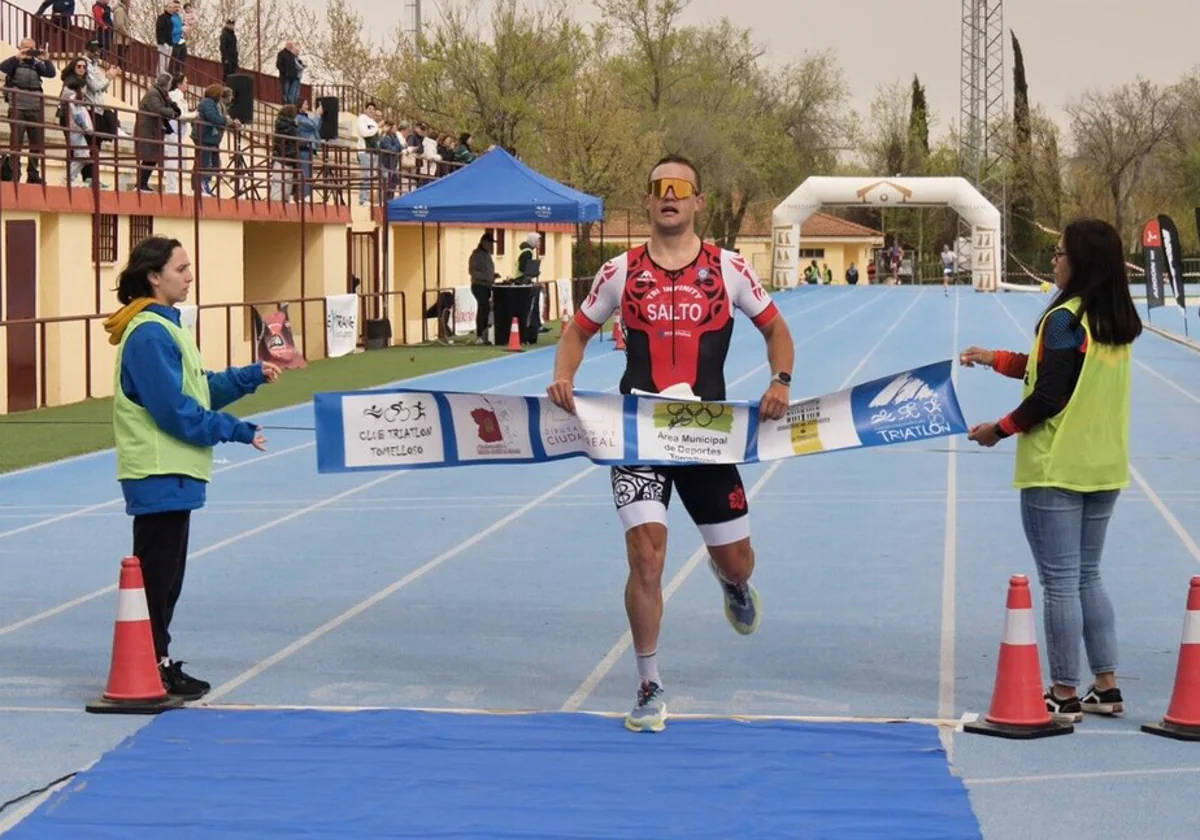 Adrián Salto, vencedor de la edición número XXII del Duatlón 'Ciudad de Tomelloso'