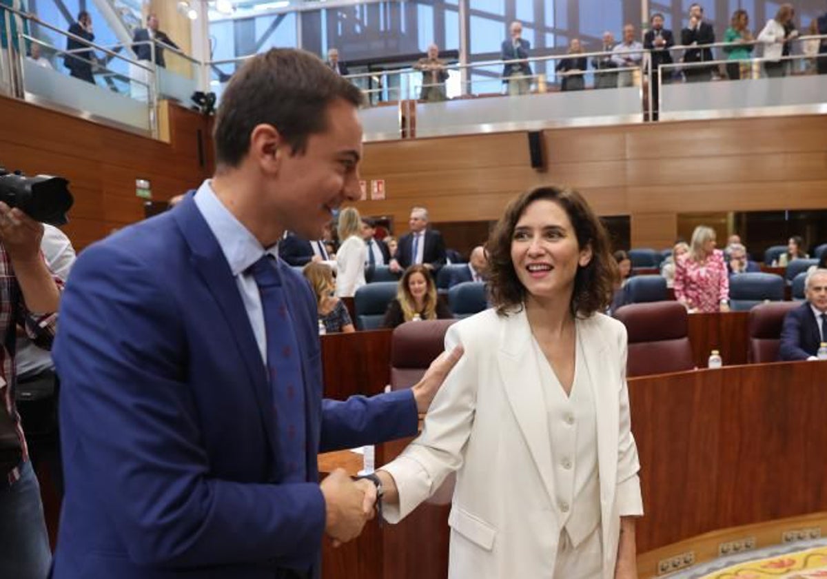 Juan Lobato e Isabel Díaz Ayuso, en junio de 2023, pocos días después de la victoria del PP en las urnas