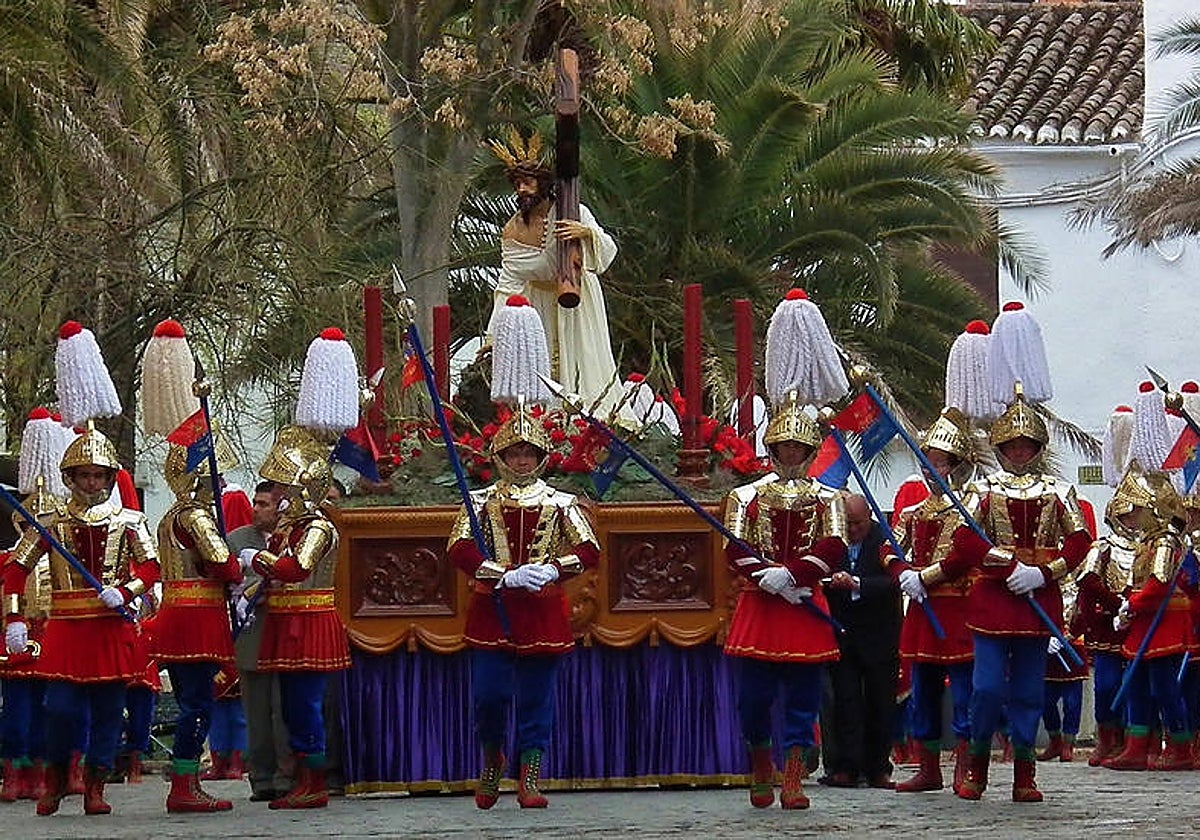 Algunos de los 'armaos' que participan en la 'Ruta de la Pasión de la Calatrava'