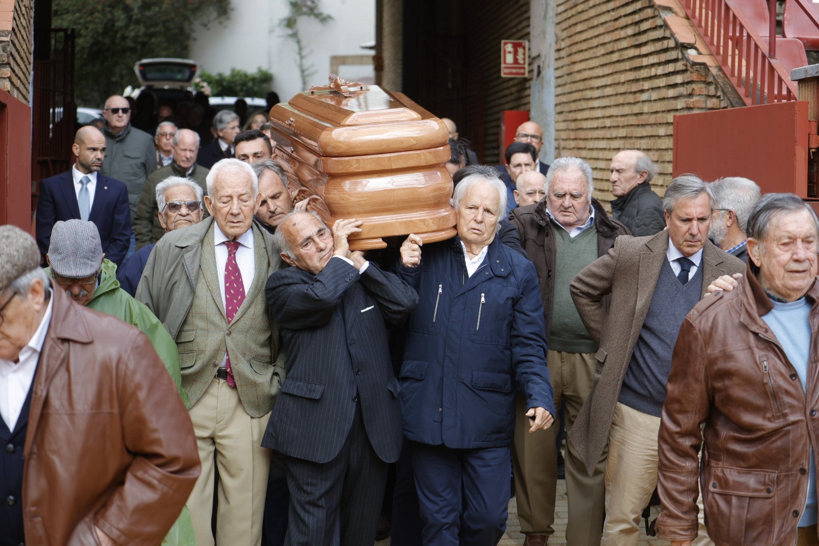 Las imágenes del último adiós taurino a Gabriel de la Haba &#039;Zurito&#039; en Los Califas