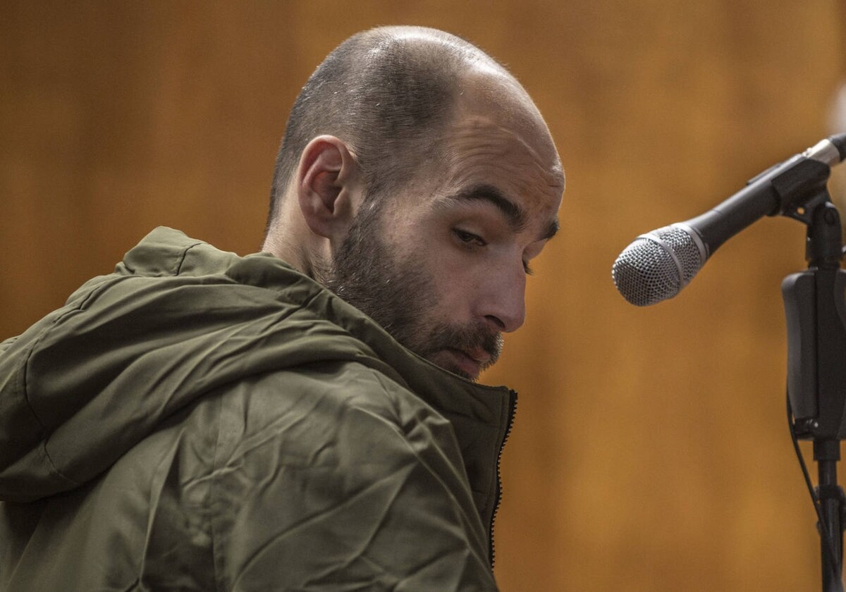 El acusado, Julio González Sierra, durante el juicio en la Audiencia de Orense