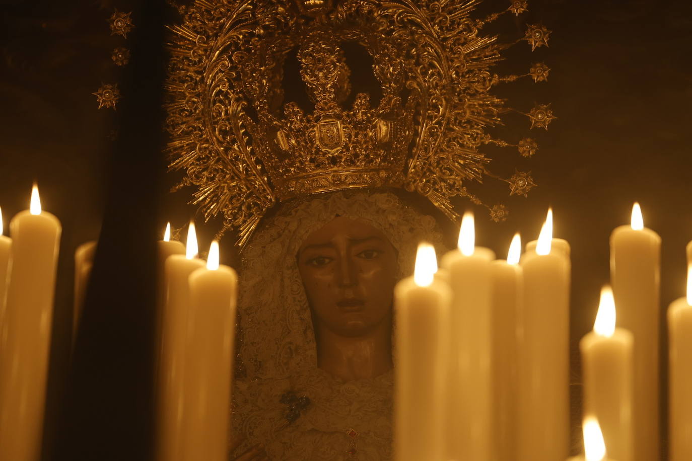 Las imágenes de la Buena Muerte en la Madrugada de la Semana Santa de Córdoba 2024