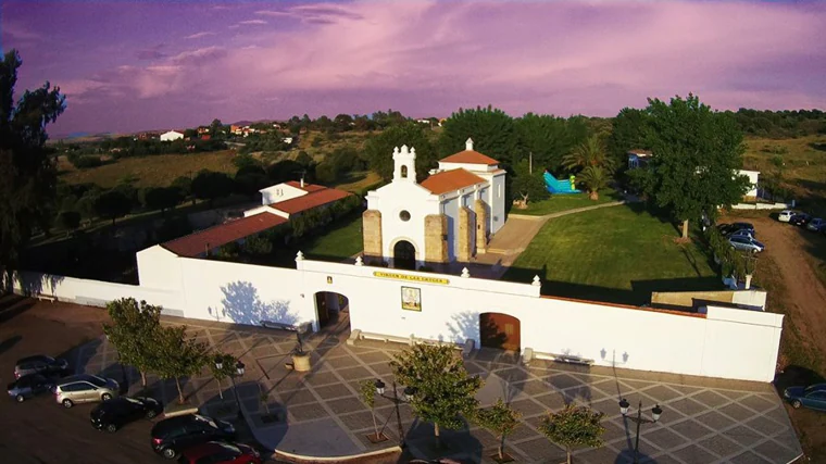 La ermita de la Virgen de las Cruces, dentro del municipio de El Guijo