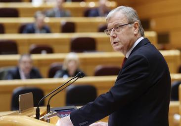 El Senado reprueba a Bolaños por su «falta de respeto a las instituciones»